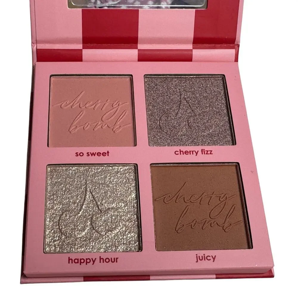 Ciaté London Cherry Bomb Blush And Highlighter Palette Vegan Light Medium‎